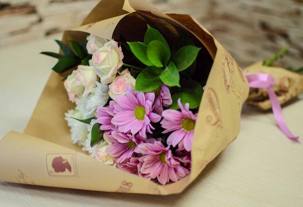 Букет цветов из: Розы и Хризантемы в Мухоршибири