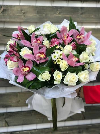 Букет цветов из: Розы и Хризантемы в Мухоршибири
