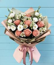 Букет цветов из:  Розы, Альстромерии и Лизиантусы в Мухоршибири