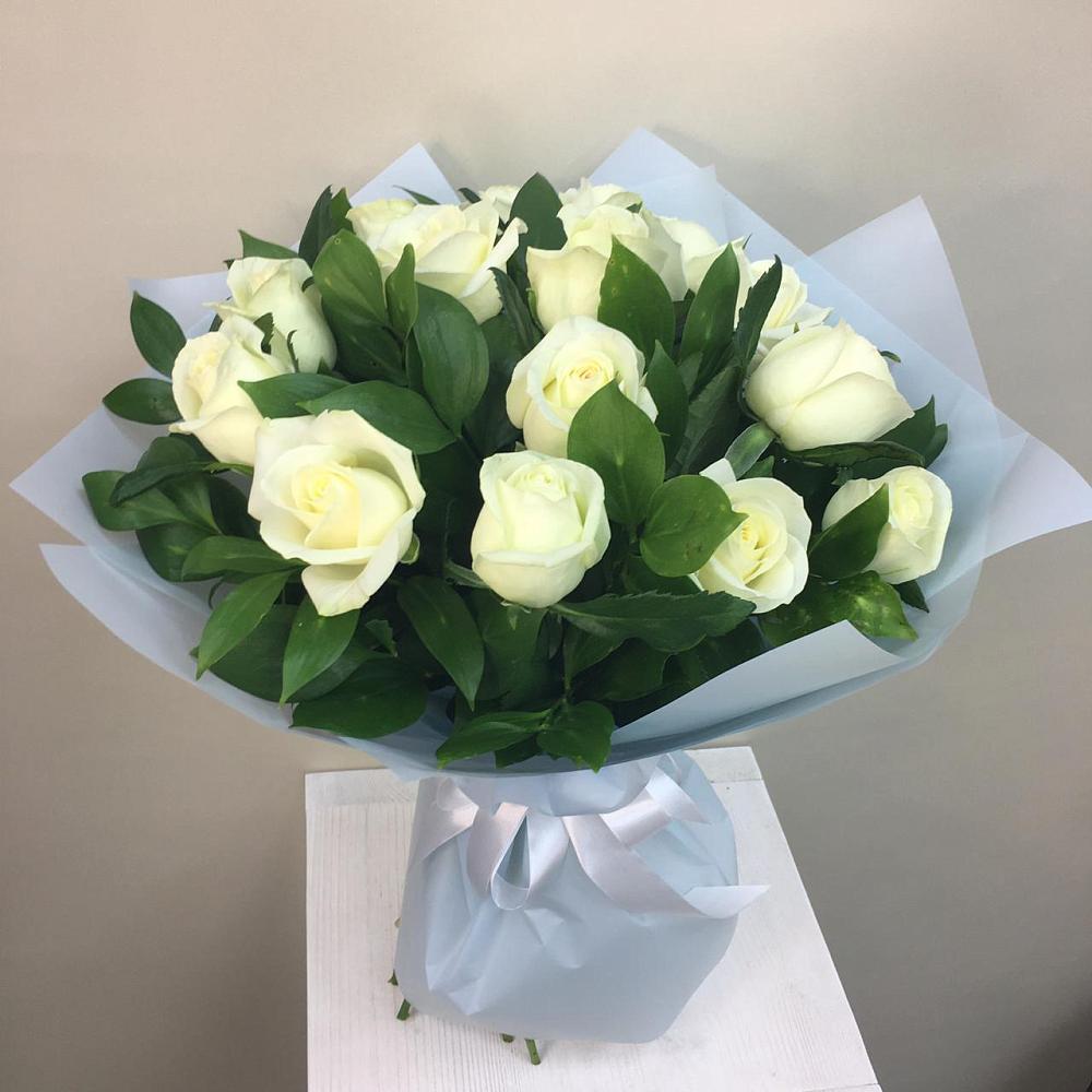 Букет 15 Белых роз Проуд в Мухоршибири