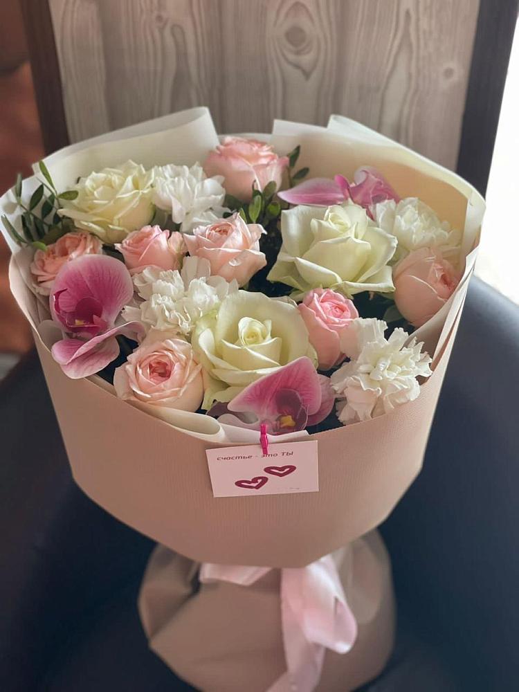 Букет цветов из: Орхидеи, Розы и Гвоздики в Мухоршибири