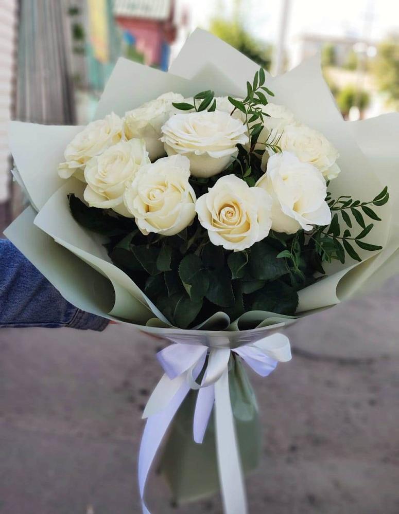 Букет Белые розы Проуд в Мухоршибири