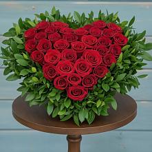 Цветочная композиция из Розы в виде сердца в Мухоршибири