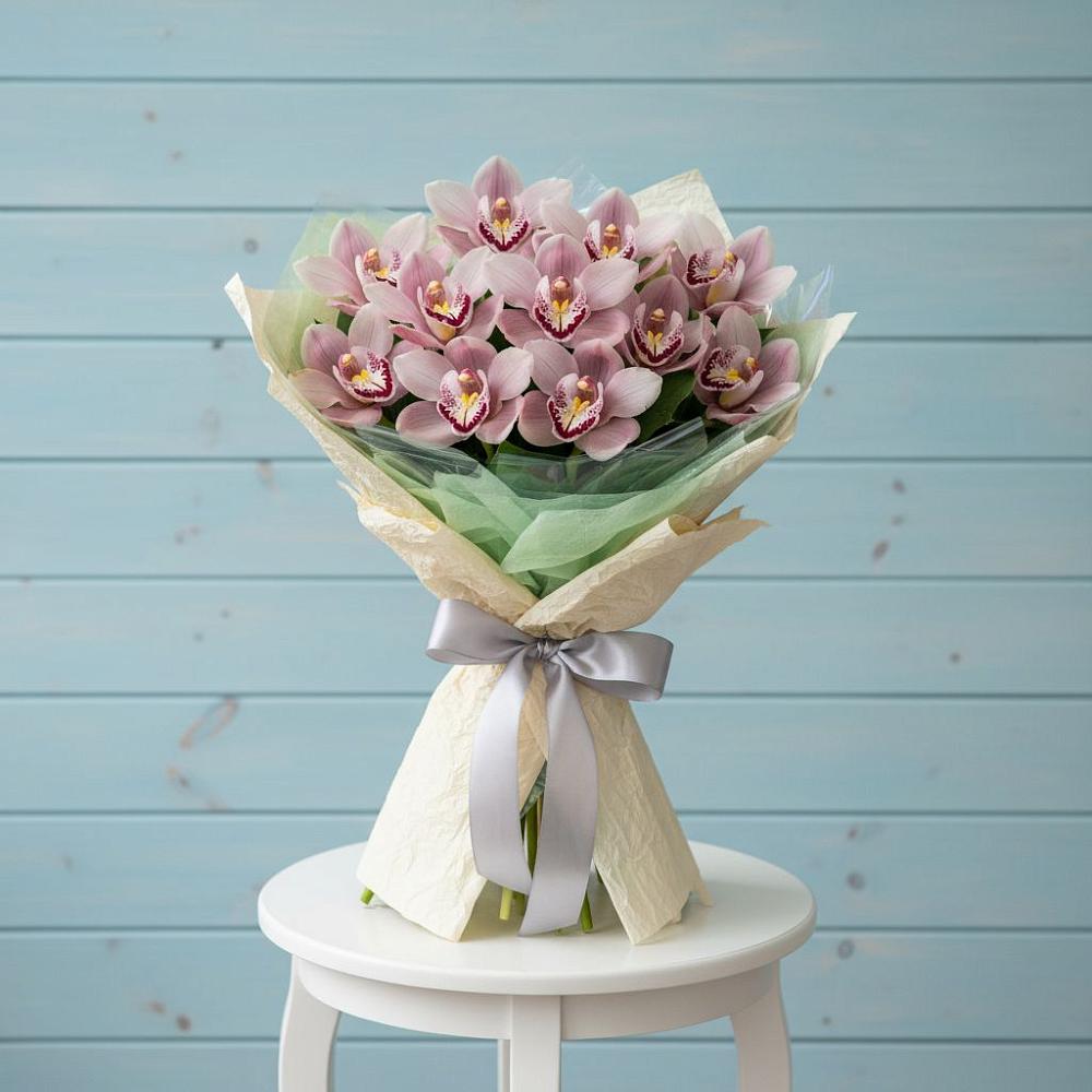 Букет цветов из: Орхидеи и Розы в Мухоршибири