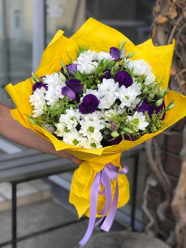 Букет цветов из: Ирисы, Хризантемы и Ромашки в Мухоршибири