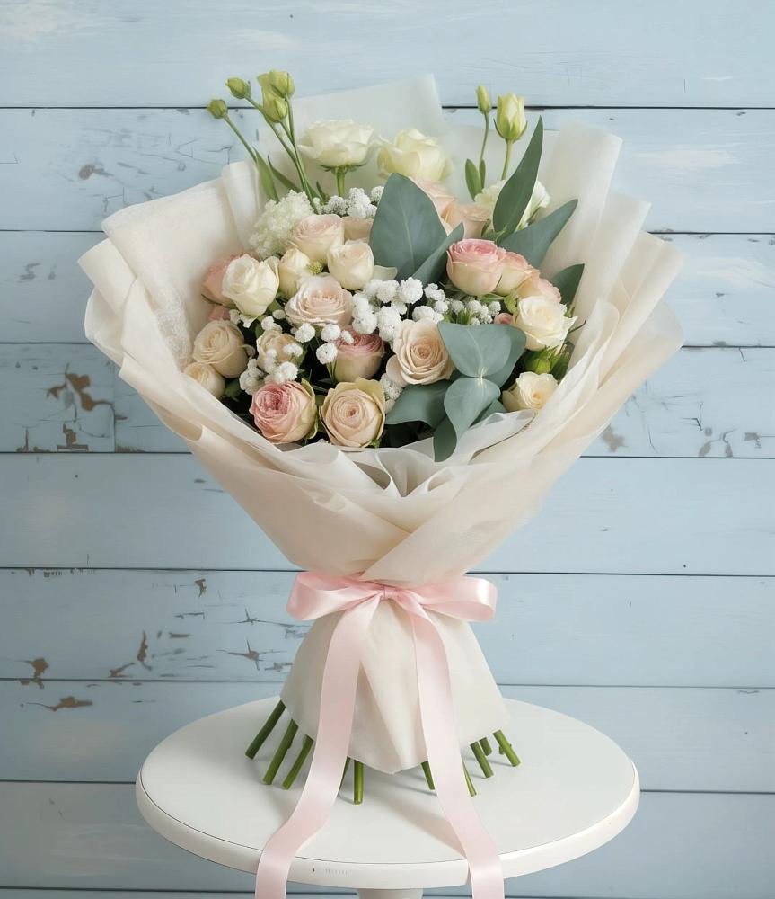 Букет цветов из: Розы и Лизиантусы в Мухоршибири