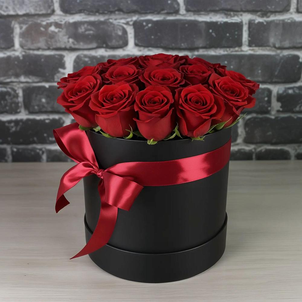 Цветочная композиция из Розы в шляпной коробке в Мухоршибири